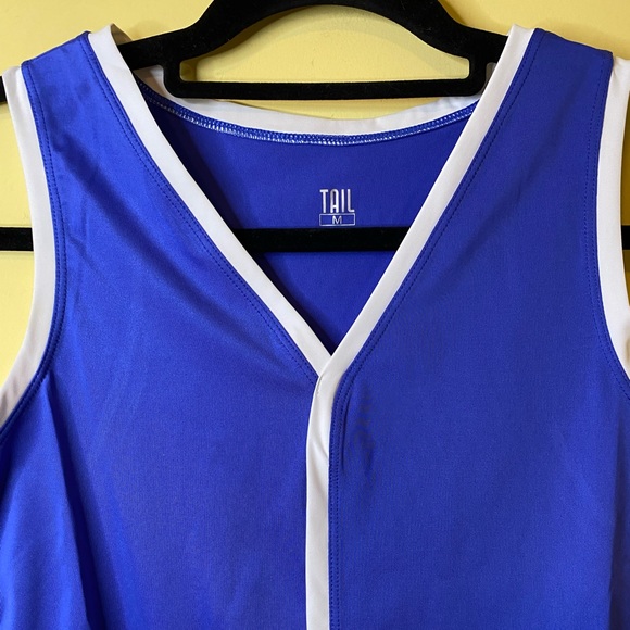 Tail Purple/Blue Activewear Tank Size Medium - Picture 2 of 8